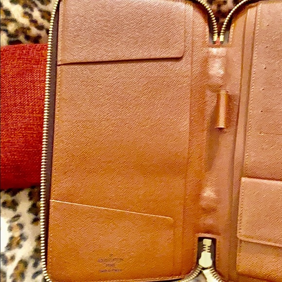 🦄 Louis Vuitton Very Rare!!! - Picture 5 of 14